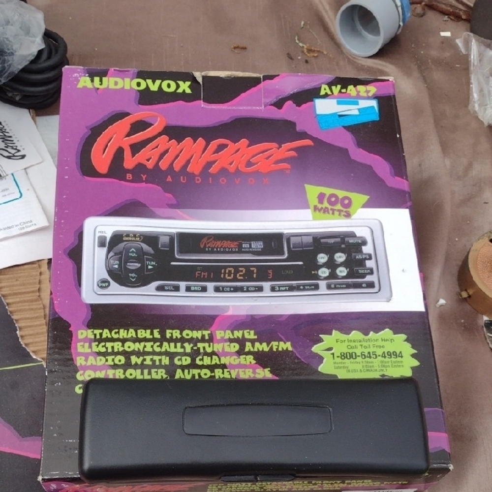 Rampage AV-427 Car Stereo - Black NWT